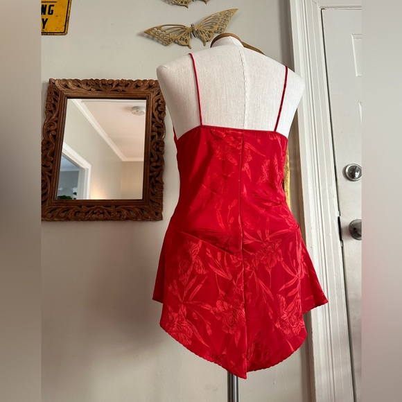 Vintage Red Iris Nighty - Picture 4 of 6